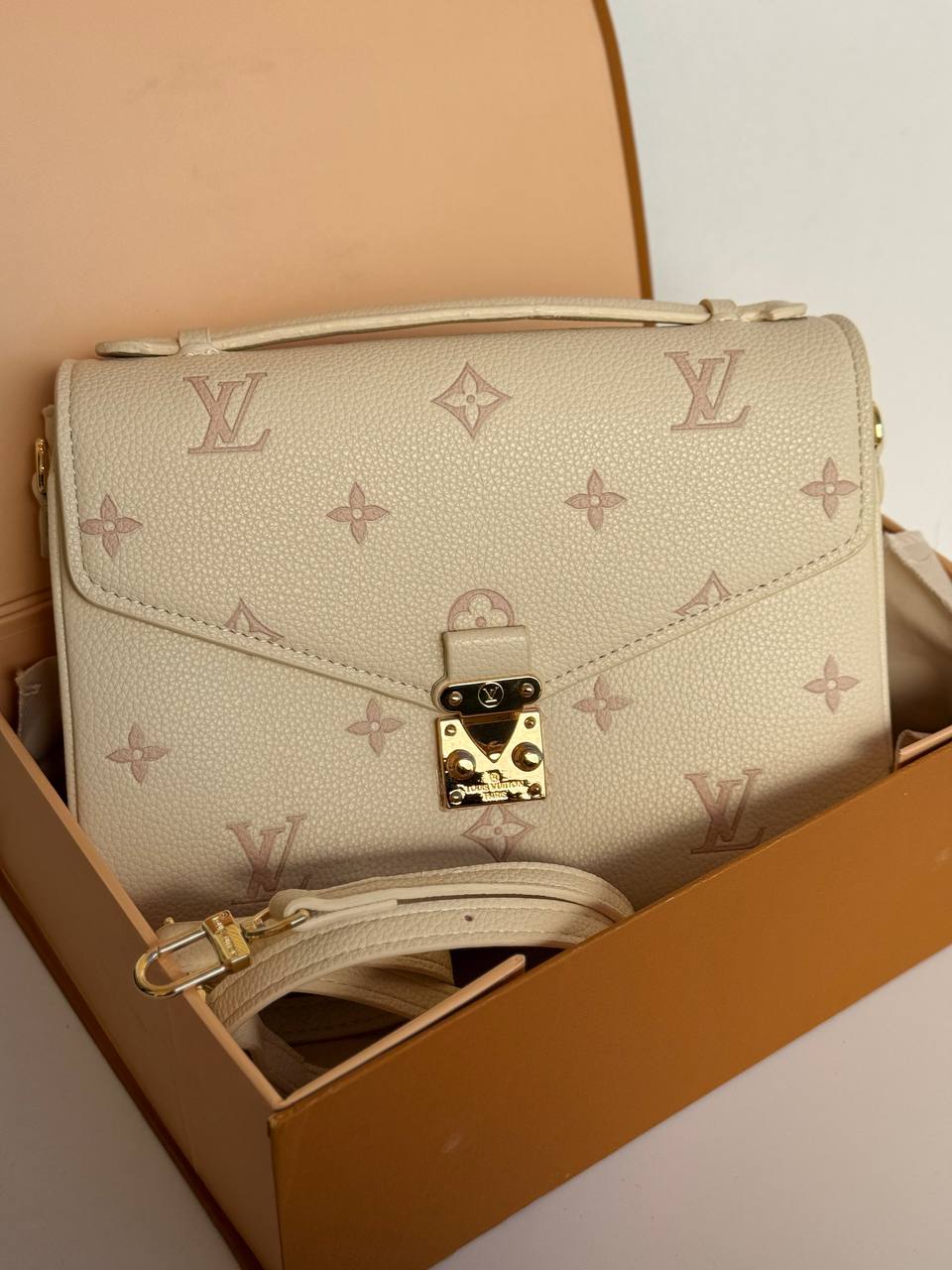 کیف لویی ویتون